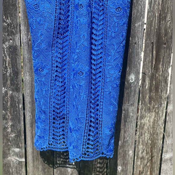 ASTR THE Label ROYAL Blue Floral Crochet Lace up Dress - Picture 4 of 9